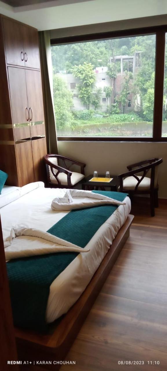 Hotel & Hostel Vimal Ganga Rišikéš Exteriér fotografie