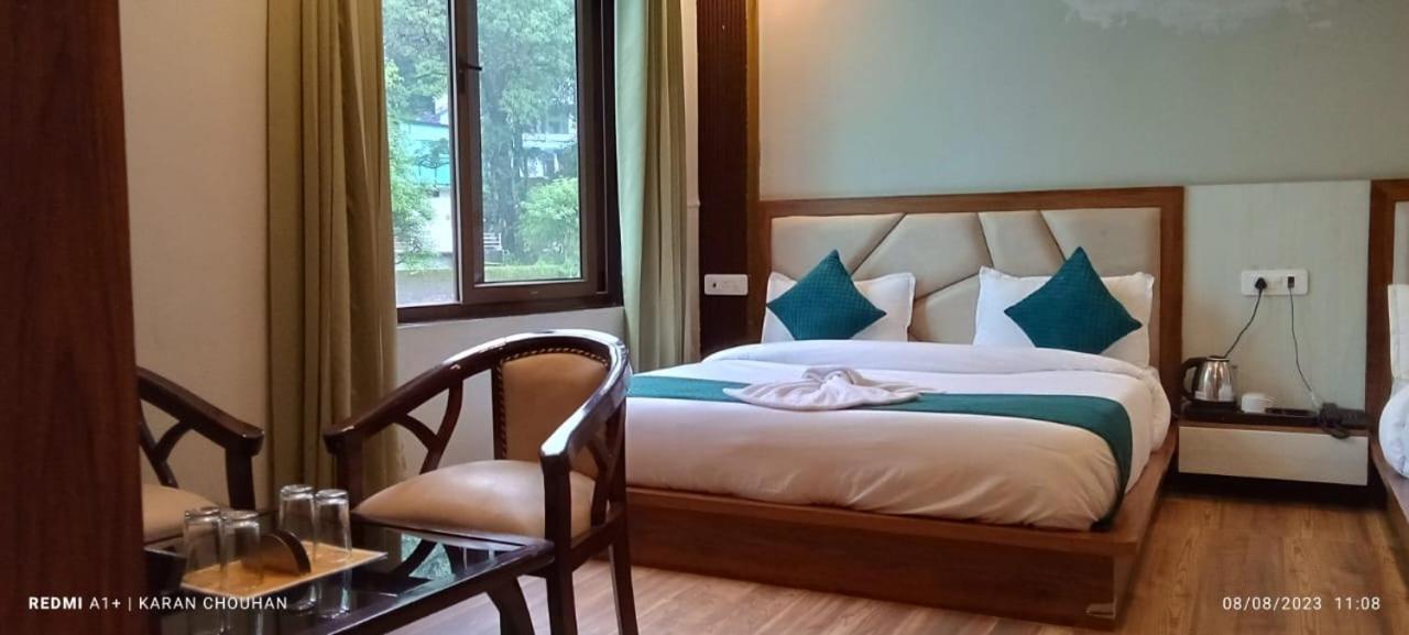 Hotel & Hostel Vimal Ganga Rišikéš Exteriér fotografie